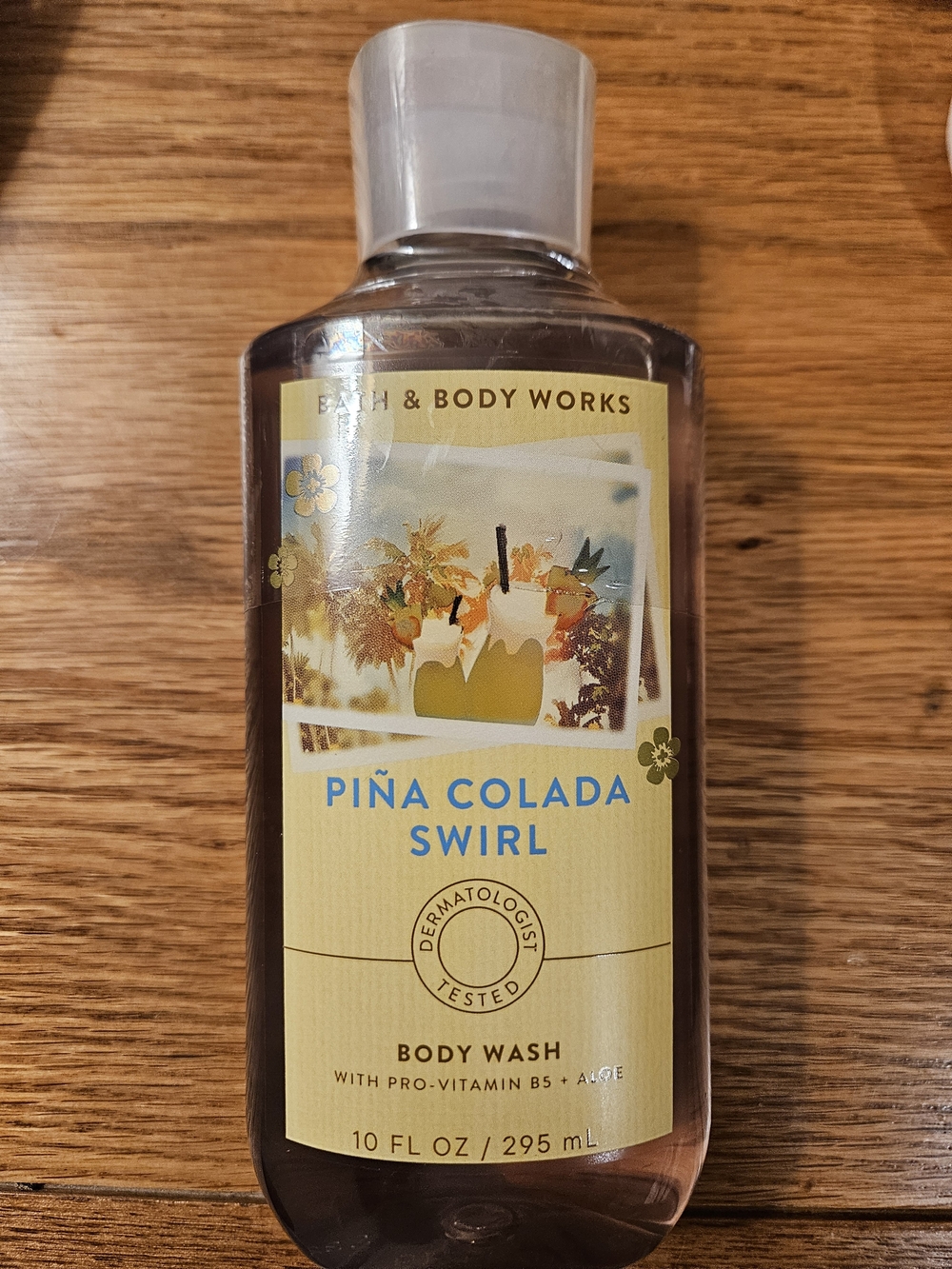 Bath & Body Works Piña Colada Swirl Body Wash